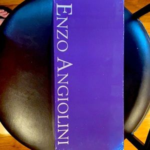 Enzo Angiolini Pansey Red Patent size 6 M